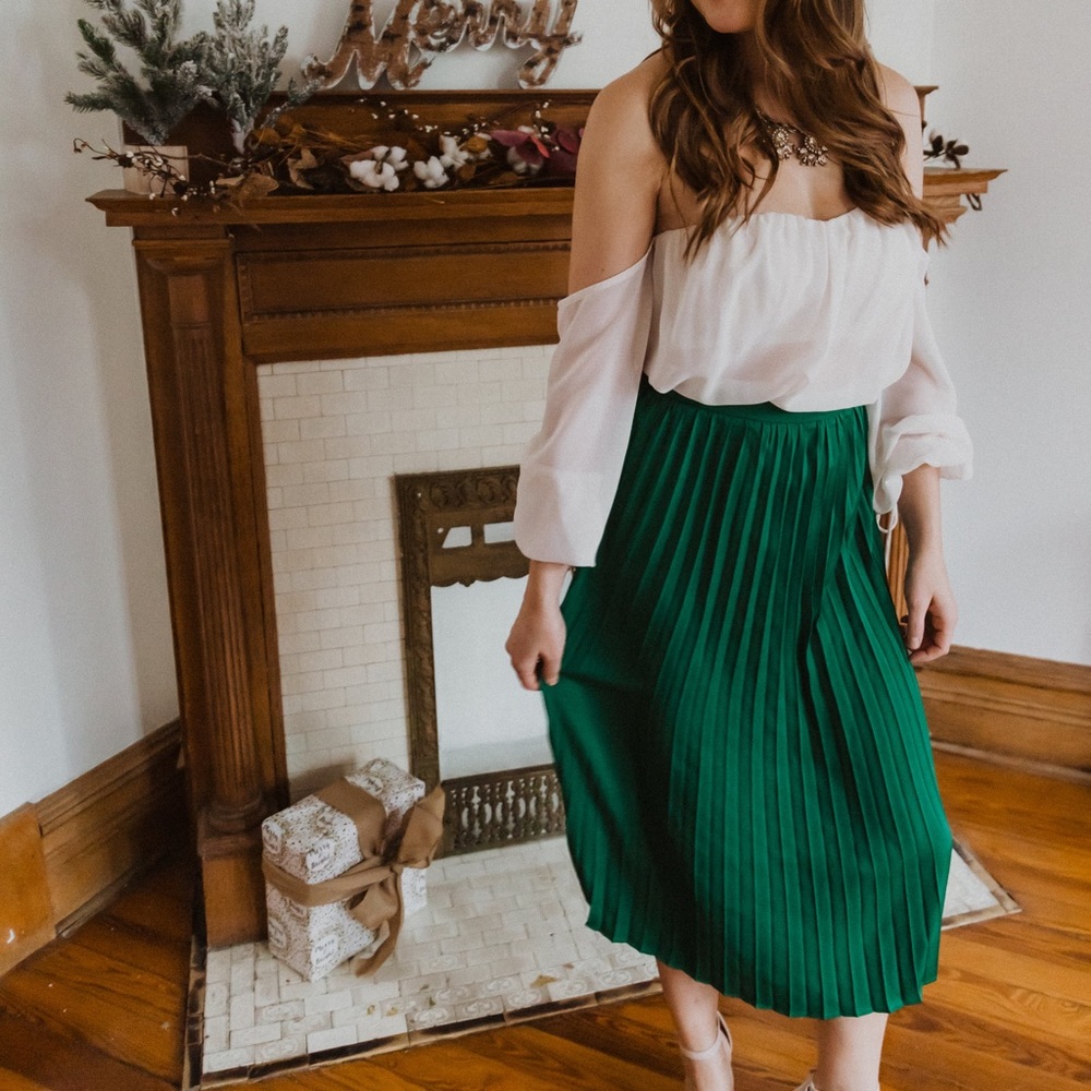 NWT Green Pleated Midi Skirt - Picture 16 of 16